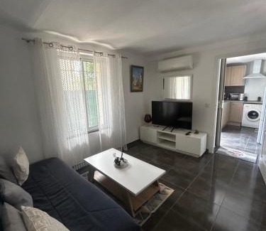 Golfe Juan Apartamento | L'Open bord de mer