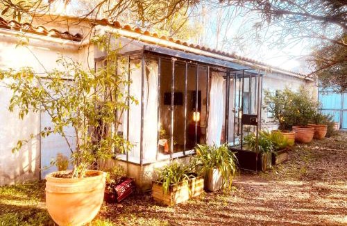 Costieres Casa | *L'Orangeraie* Maison avec jardin, tennis, parking