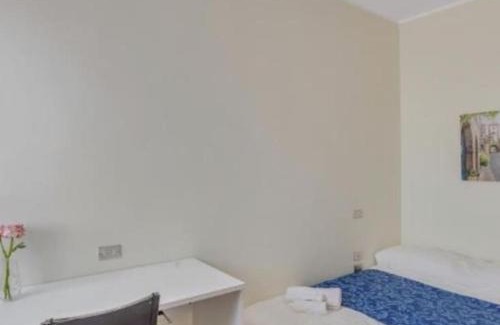 Sammichele di Bari Casa | L’orchidea rooms, cucina e bagno in comune