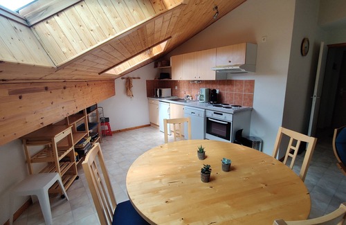 Thollon-les-Memises Apartamento | L'Ours Blanc - Family apartment 2 steps from the gondola