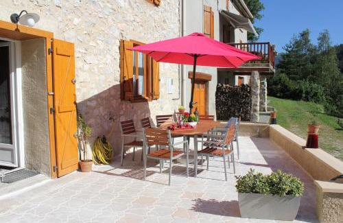 Comus Casa | L'Oustal de l'Annetta Chambres et Tables d'Hôtes