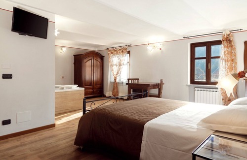 Cortanze Cama Y Desayuno | L Piasi