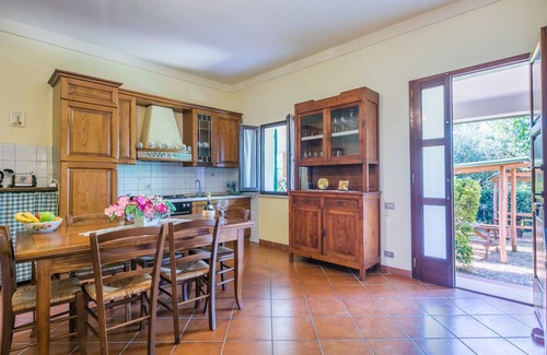 San Miniato Apartamento | L'Uccelliera by Interhome