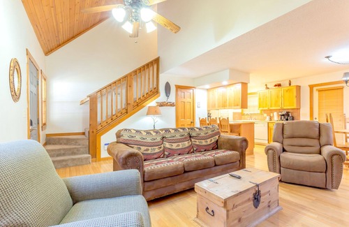Reeds Spring Cabina | "Lakeside Fun" 1Br Lakefront Cabin, Mascotas, Pesca, Golf, Piscina cubierta, Área de juegos