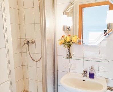 Lichtenhain Apartamento | L4 - Urlaubsmagie - Kleine Wohnung am Wanderweg