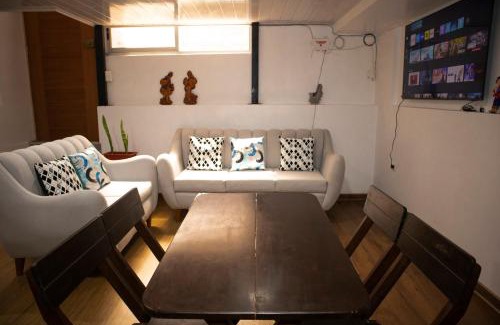 Cusco Apartamento | La Almudena hogar tranquilo y acogedor