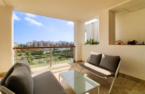 Playa Mujeres Apartamento | La Amada Master PH03-M Torre E