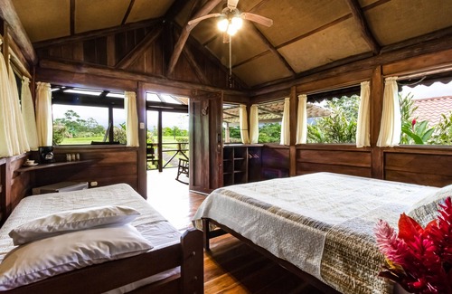 Guayabo Cabina | La Anita Rainforest Ranch