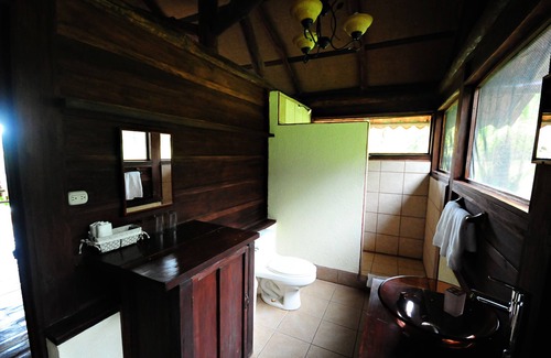 Guayabo Cabina | La Anita Rainforest Ranch