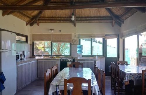 Cacheuta Casa | La Antonia, cabaña al pie de la montaña