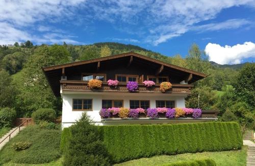 Bruck an der Grossglocknerstrasse Apartamento | Landhaus Bergner Alm