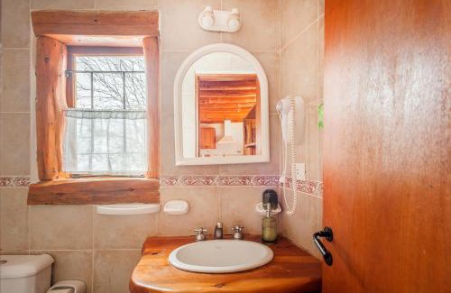 Villa Catedral Apartamento | LA AURORA CABAÑA Quechu en la base del cerro Catedral con vistas