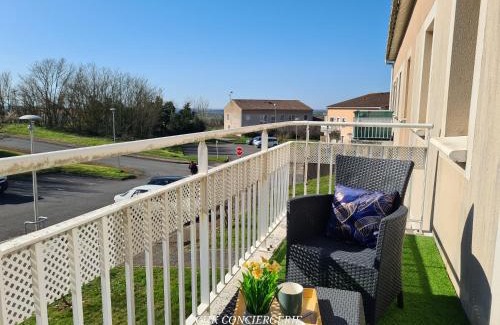 Pouzauges Apartamento | La Balière T3 rénové terrasse 20min du Puy duFou