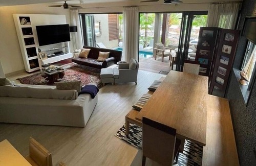 Black River Casa | La Balise Luxury Duplex 3 bedrooms on the Marina