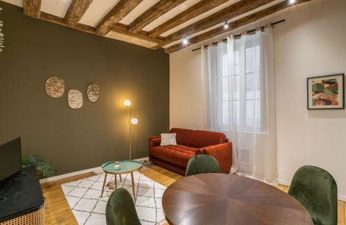 Dobree-Bon Port Apartamento | La Baronne- Chaleureux T2