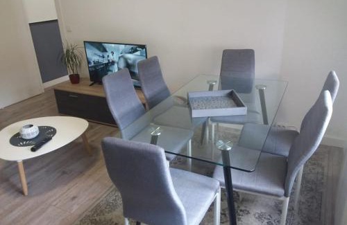 Centro de Logroño Apartamento | La Barrica de Gran vía 43 en el centro de Logroño 7 personas