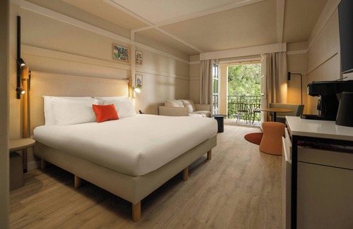 Mougins Hotel | La Bastide de Mougins, a Tribute Portfolio Hotel