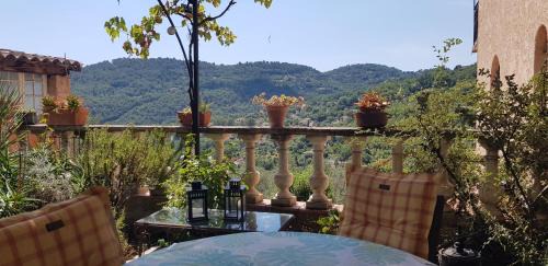 Le Bar-sur-Loup Apartamento | La Bastide Saint Christophe
