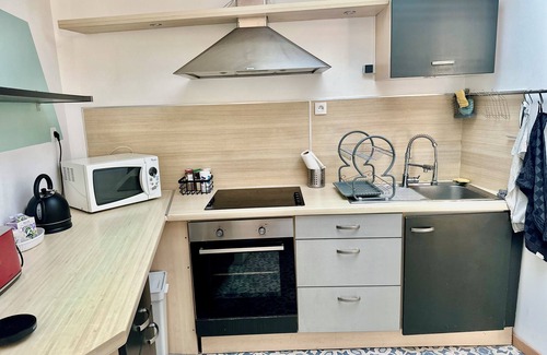 Croix Casa | La Belle Échappée: Cozy house near Lille, close to all amenities & parc barbieux