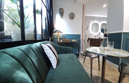 Grand Parc-Paul Doumer Casa | La Belle Endormie B&B