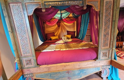 Besse-sur-Issole Cama Y Desayuno | La Bess'itude bed and breakfast Riad 1001 nuits