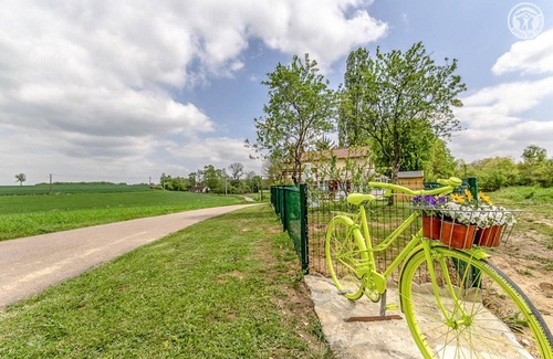 Saint-Germain-du-Plain Casa | La Bicyclette Verte - SAINT GERMAIN DU PLAIN