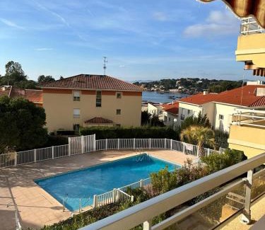 Boulouris-sur-Mer Apartamento | LA BLUETTE - Appartement T2 - PLAGE de PEGUIERE - ST RAPHAËL