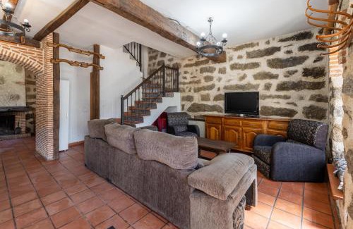Navaluenga Casa | La Bodega de Gredos