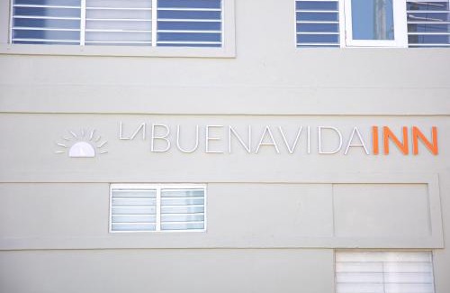 Santurce Hotel | La Buena Vida Inn