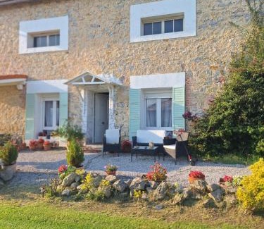 Udias Casa | La buganvilla en Udias alojamiento