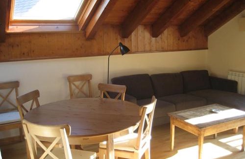 Isavarre Apartamento | La Buhardilla De Isavarre