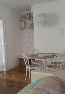 Aviles Apartamento | La cámara secreta de BelNi