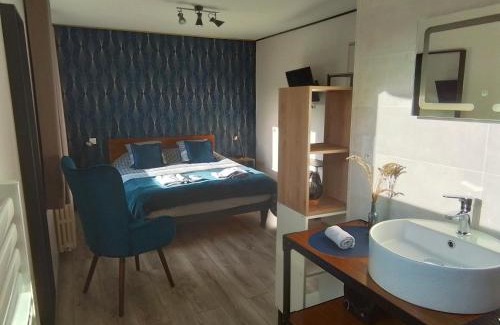 Saint-Gildas-des-Bois Cama Y Desayuno | La Célest'han chambre d'hôte "Digital détox"