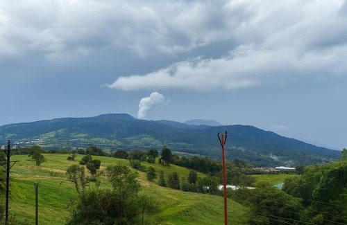 Vara Blanca Chalet De Esquí | La Cabaña