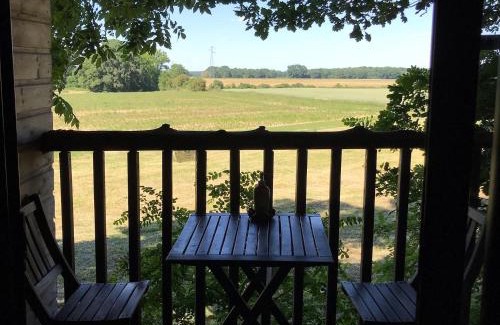 Outines Casa | La Cabane aux Secrets - Au Milieu de Nulle Part