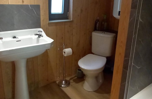 La Roche-en-Ardenne Cabina | Cabaña de madera-de Léon-Rural-Baño con bañera-Vista al campo