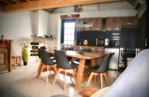 Flines-les-Mortagne Casa | La cabane du chasseur