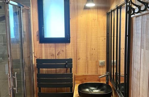 Andernos-les-Bains Cabina | La Cabane du Broustic, Votre Location de Charme au Bord du Bassin D'arcachon
