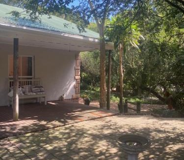 Port Elizabeth Apartamento | La Cabane Garden Cottage