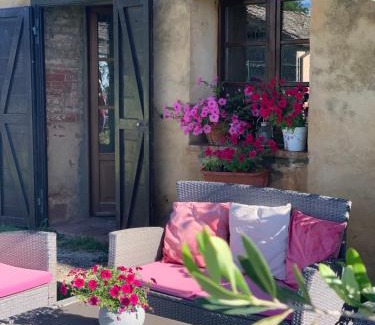 Monteriggioni Cama Y Desayuno | La Canonica Di San Michele