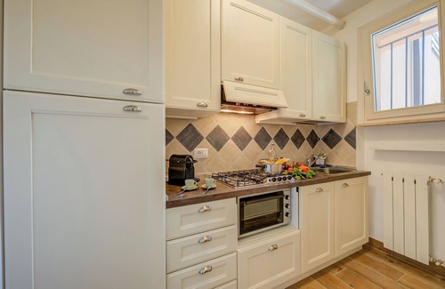 Padenghe sul Garda Apartamento | La Casa Accanto With Shared Pool