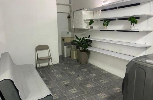 Guayabal Casa | La Casa Amarilla