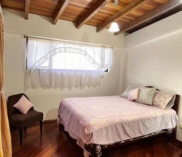 Parroquia Celiano Monge Apartamento | La Casa Ambateña