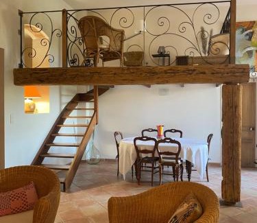 Cotignac Apartamento | La casa Bea