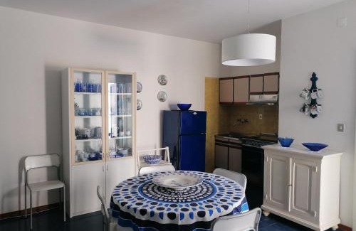 Marina di Montalto Apartamento | La Casa Blu a Montalto Marina