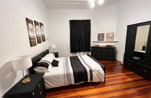Epsom Casa | La Casa Bonita Auckland