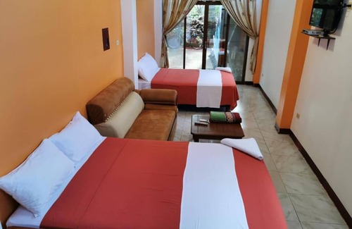 Puerto Baquerizo Moreno Hotel | La Casa De Mi Sub