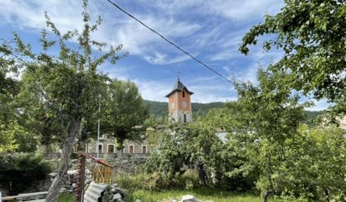 Boca de Huergano Chalet De Esquí | La casa del reloj