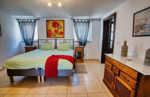 El Paso Casa | La casa de al lado