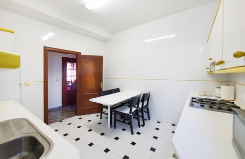 Fisterra Apartamento | La Casa de Ana está ubicada en una antigua fábrica de salazón del año 1805